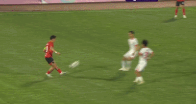 ⚽足协杯半场：高嘉润、邦本宜裕先后中横梁，辽宁铁人0-0青岛海牛