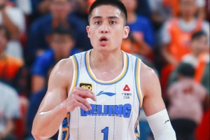 拼尽全力！陈盈骏14中8空砍全队最高26分外加5板6助 三分8中4