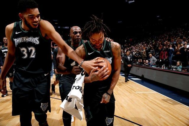 伟德体育APP-花无重开日！罗斯退役：天之骄子，对抗命运然后和解